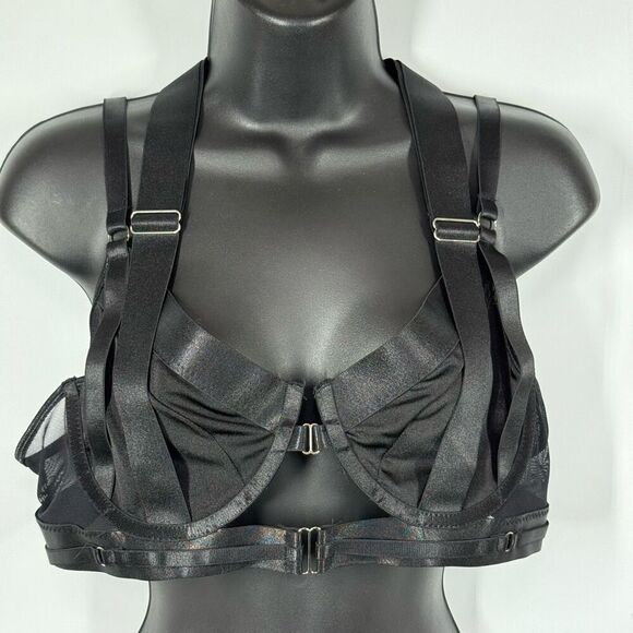 C24 --- AvidLove Black Strappy Harness Bra Size XL - Picture 1 of 9
